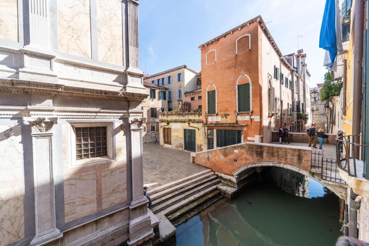 Palazzo Miracoli Apartments Venedig Exteriör bild