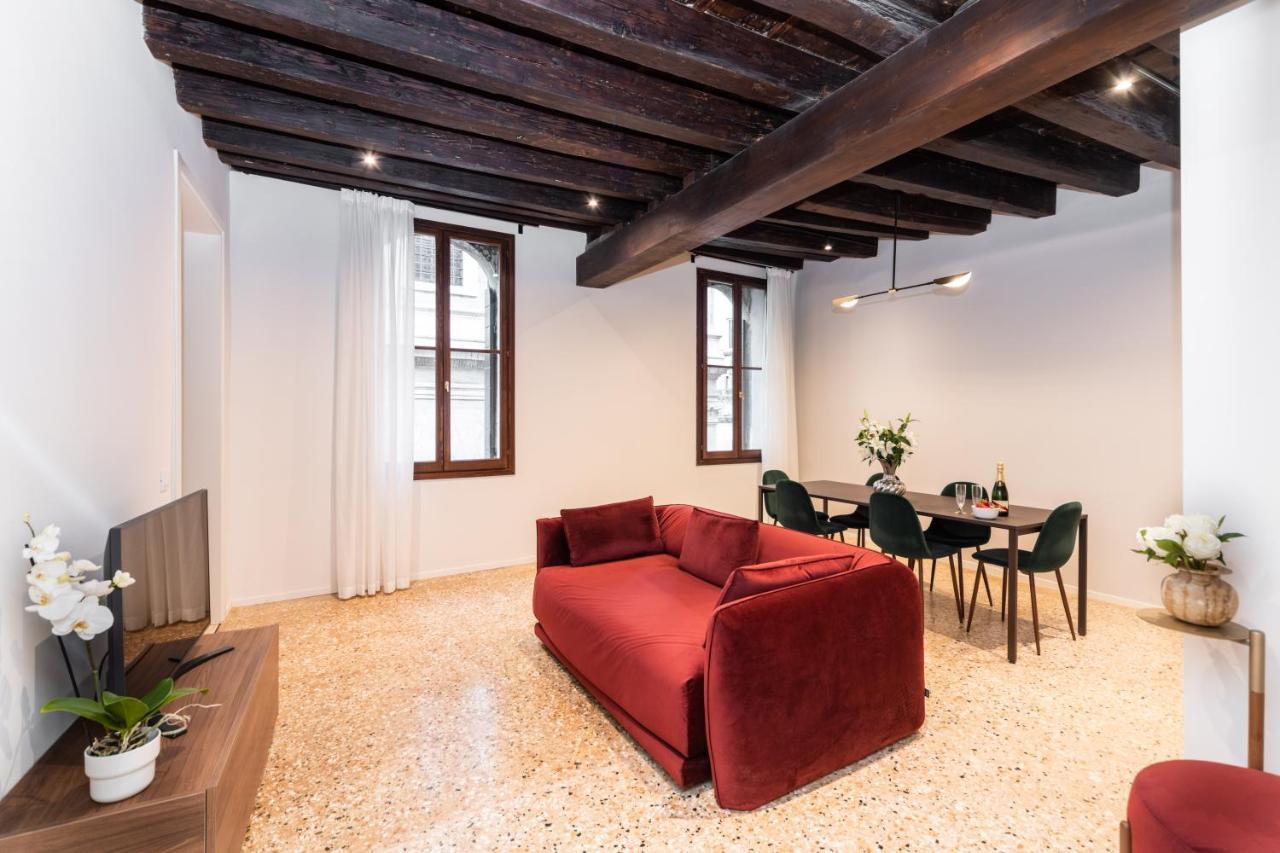 Palazzo Miracoli Apartments Venedig Exteriör bild