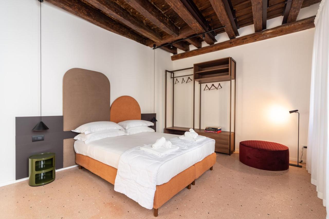 Palazzo Miracoli Apartments Venedig Exteriör bild