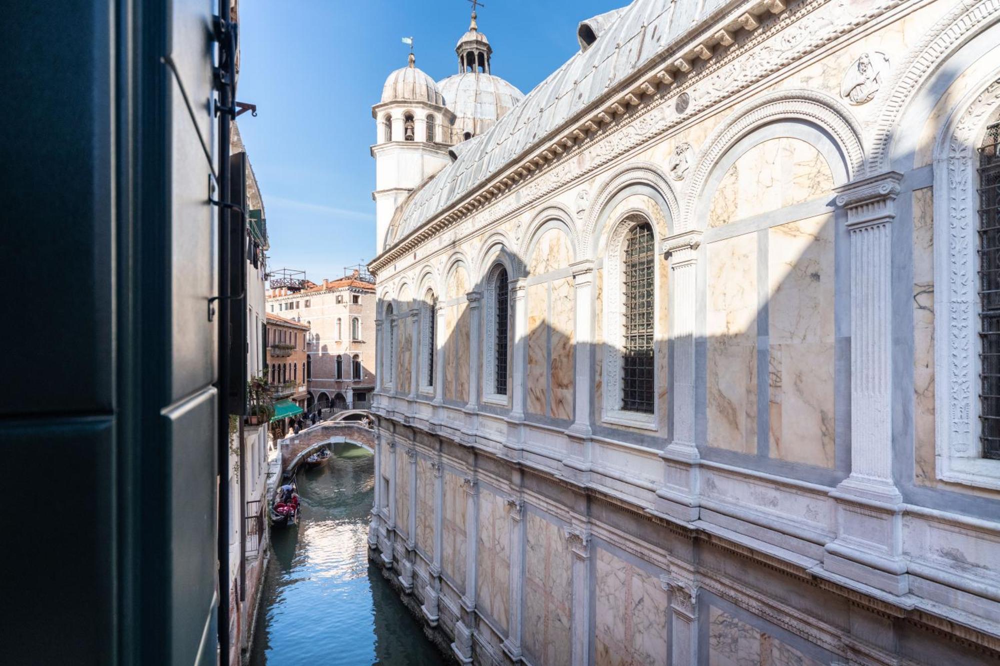 Palazzo Miracoli Apartments Venedig Exteriör bild