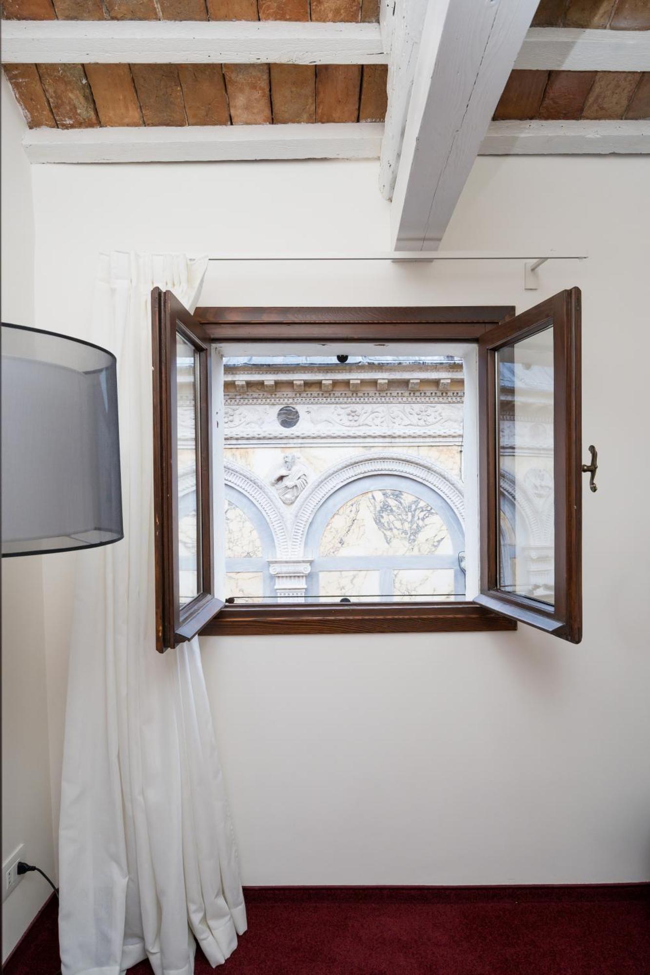 Palazzo Miracoli Apartments Venedig Exteriör bild